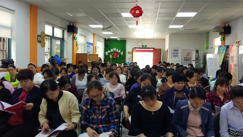 孕妇护理品牌的产品特点主要体现在以下几个方面：